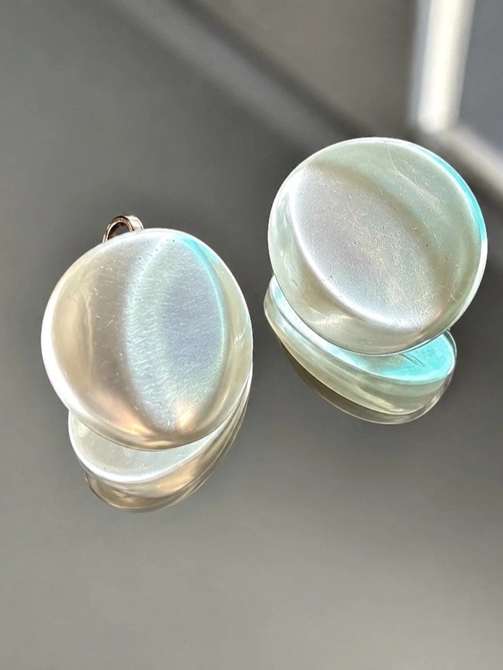 Antique Iridescent 14K Gold Plated Clip-On Earringd